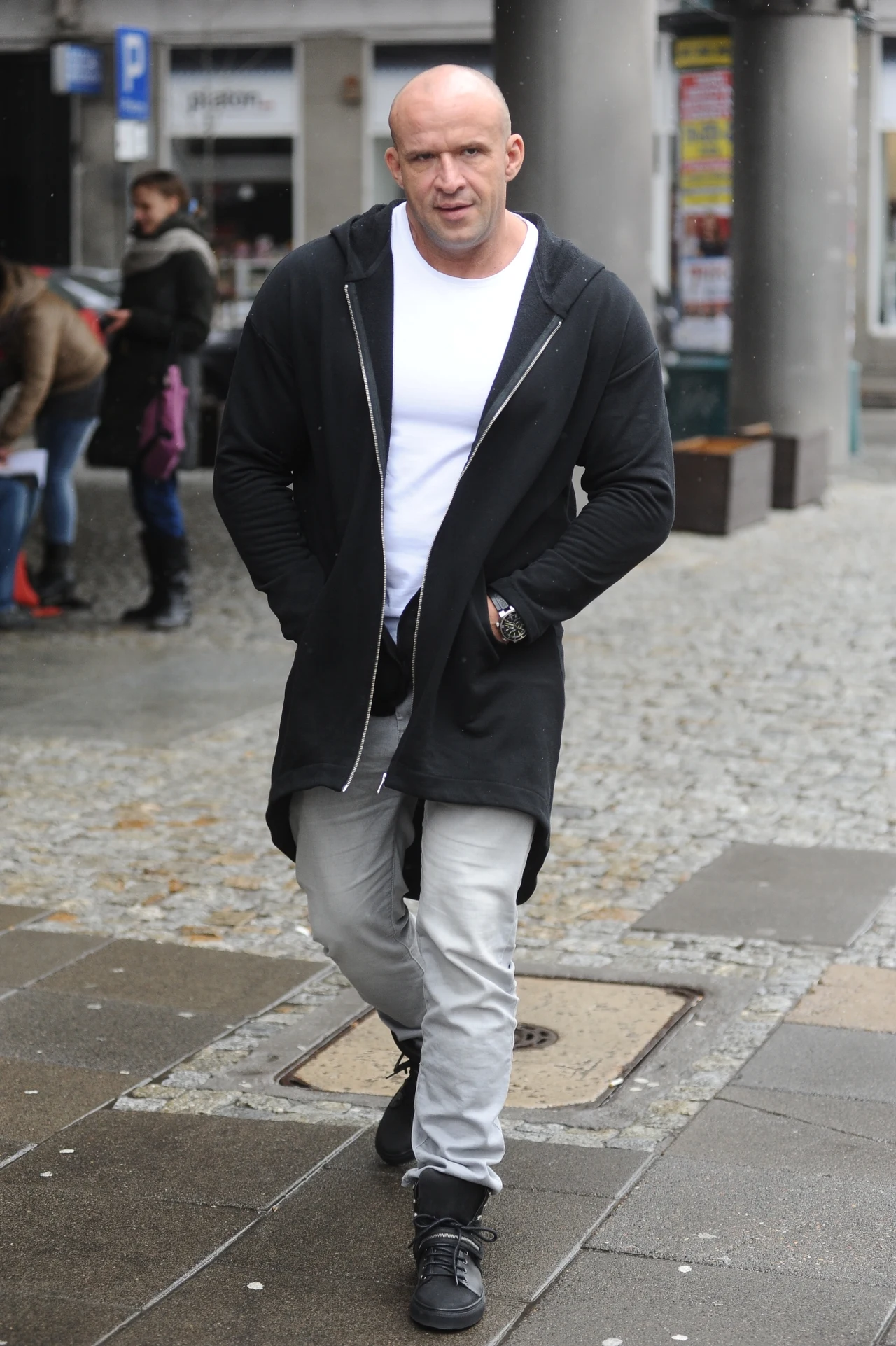 Tomasz Oświeciński Tomasz Oświeciński