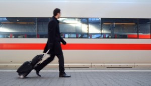 Podróże służbowe pod lupą. USA wymusza na firmach zmiany planów
