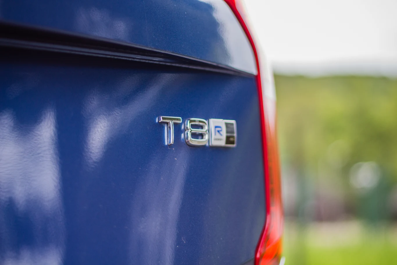 Volvo XC90 T8 R-Design Volvo XC90 T8 R-Design