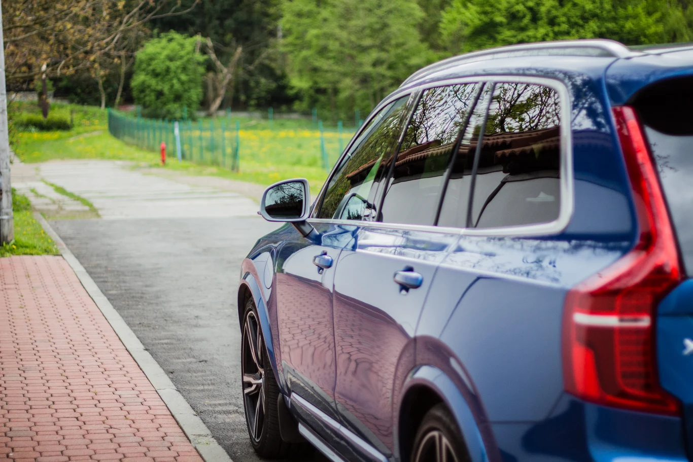 Volvo XC90 T8 R-Design Volvo XC90 T8 R-Design