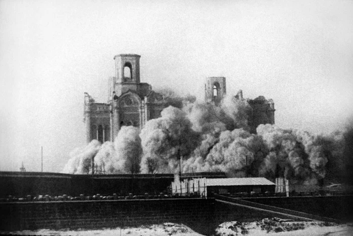 Sobór Chrystusa Zbawiciela wysadzony w powietrze w 1931 roku