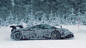 Pagani Huayra BC na śniegu