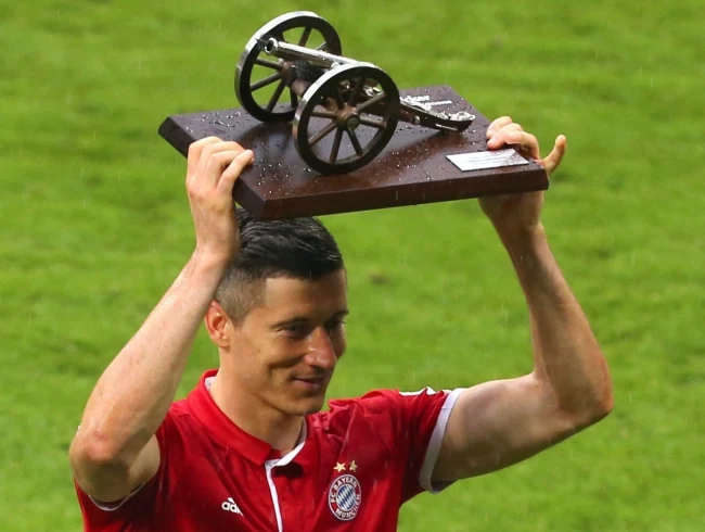 Robert Lewandowski Robert Lewandowski