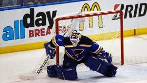 Brian Elliott, bramkarz z St. Louis Blues