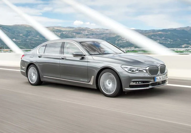 Silnik trafi do BMW serii 7