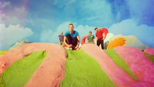 Coldplay prezentuje teledysk "Up & Up"