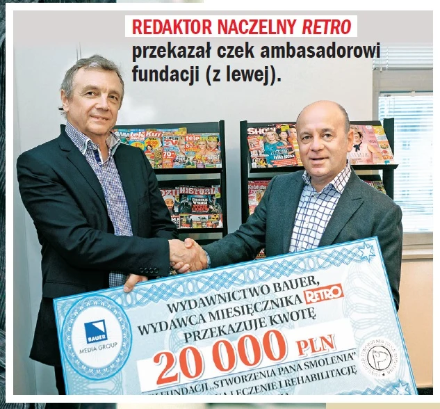 Przekazanie symbolicznego czeku Przekazanie symbolicznego czeku