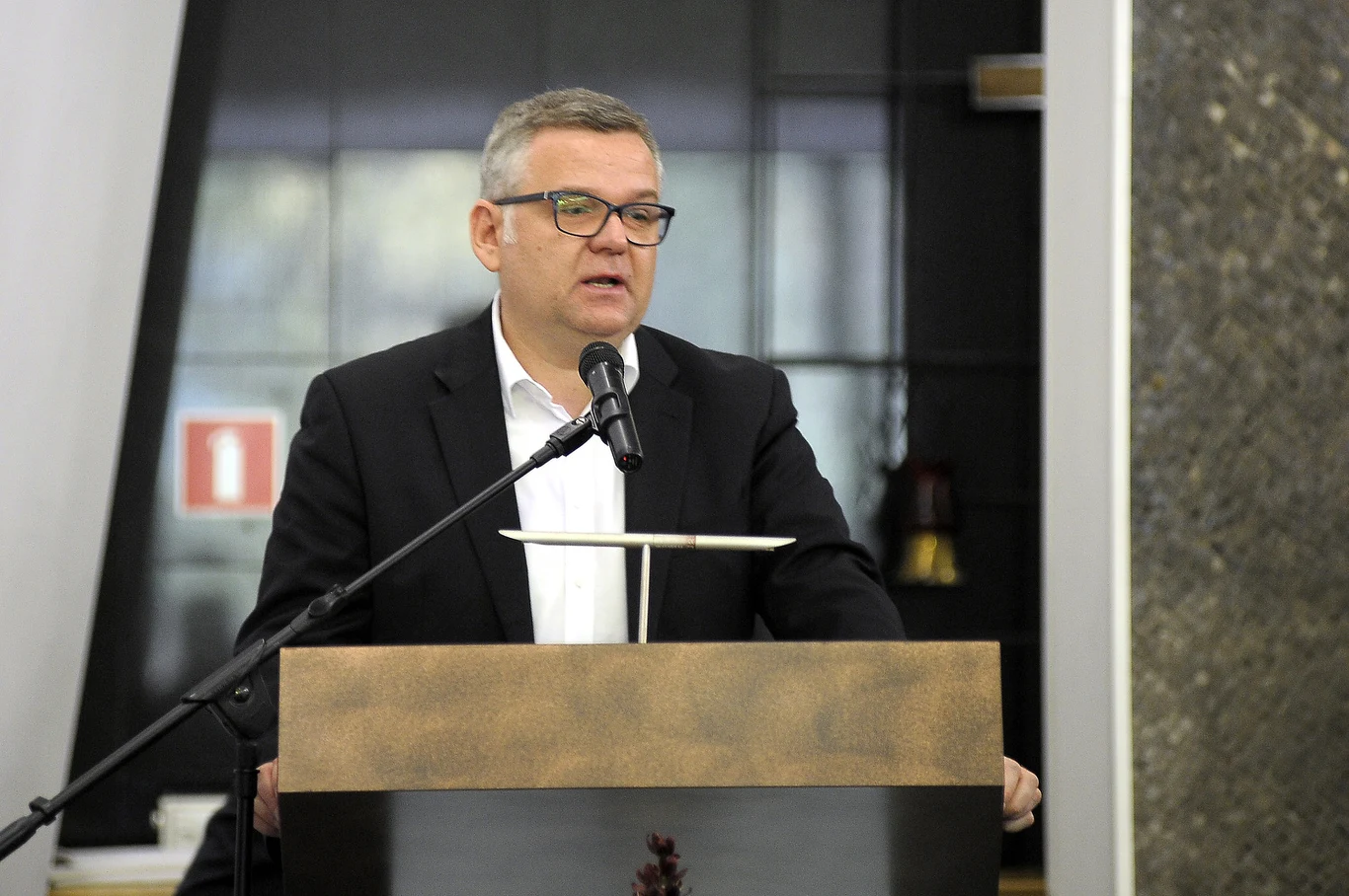 Artur Andrus wygłosił wzruszające przemówienie Artur Andrus wygłosił wzruszające przemówienie