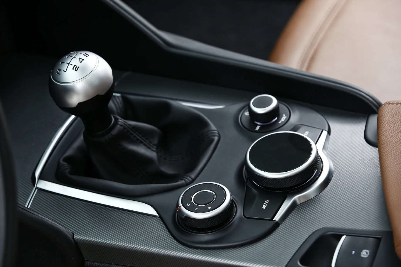 Alfa Romeo Giulia Alfa Romeo Giulia