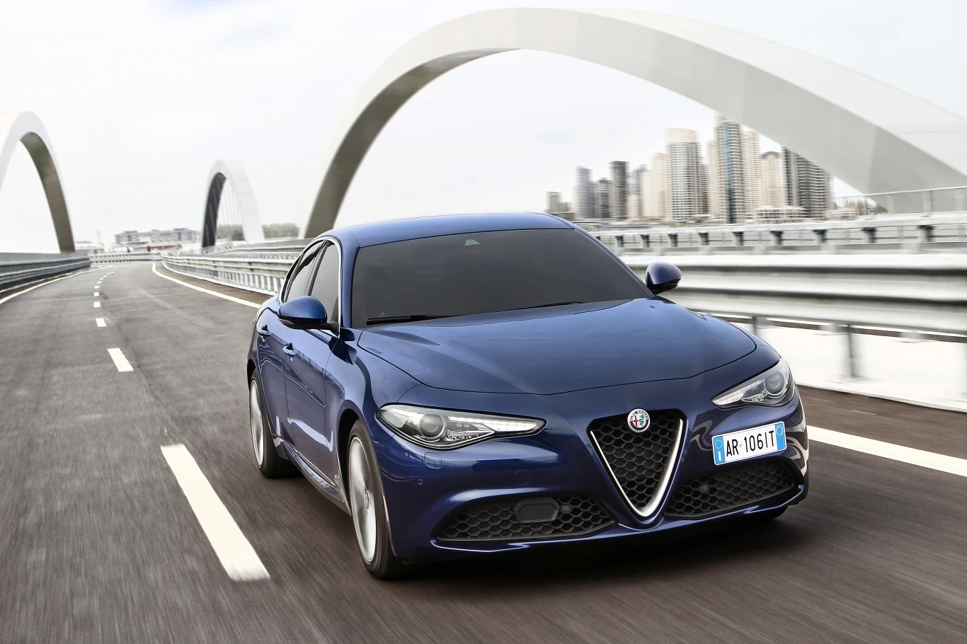 Alfa Romeo Giulia Alfa Romeo Giulia