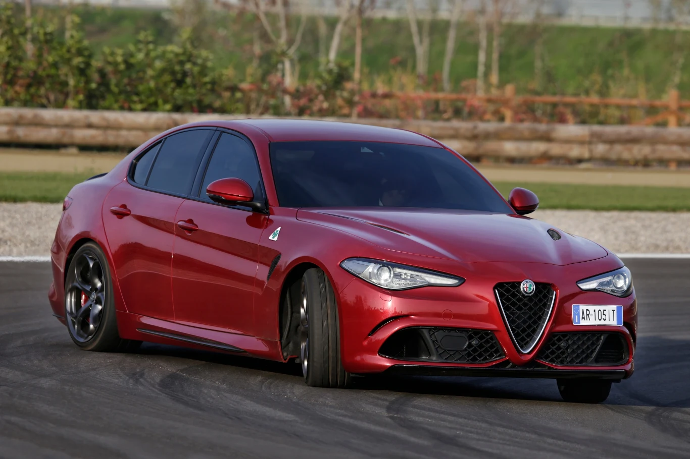 Alfa Romeo Quadrifoglio Alfa Romeo Quadrifoglio