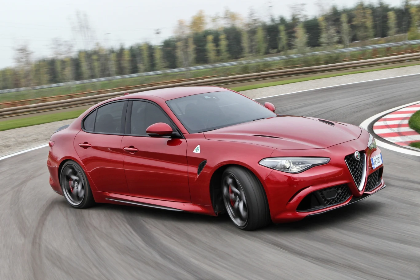 Alfa Romeo Quadrifoglio Alfa Romeo Quadrifoglio