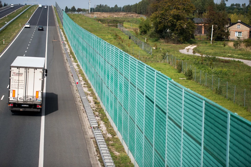 Ostatnio ekrany akustyczne zaczęły się pojawiać bez względu na to, czy są potrzebne, czy też nie