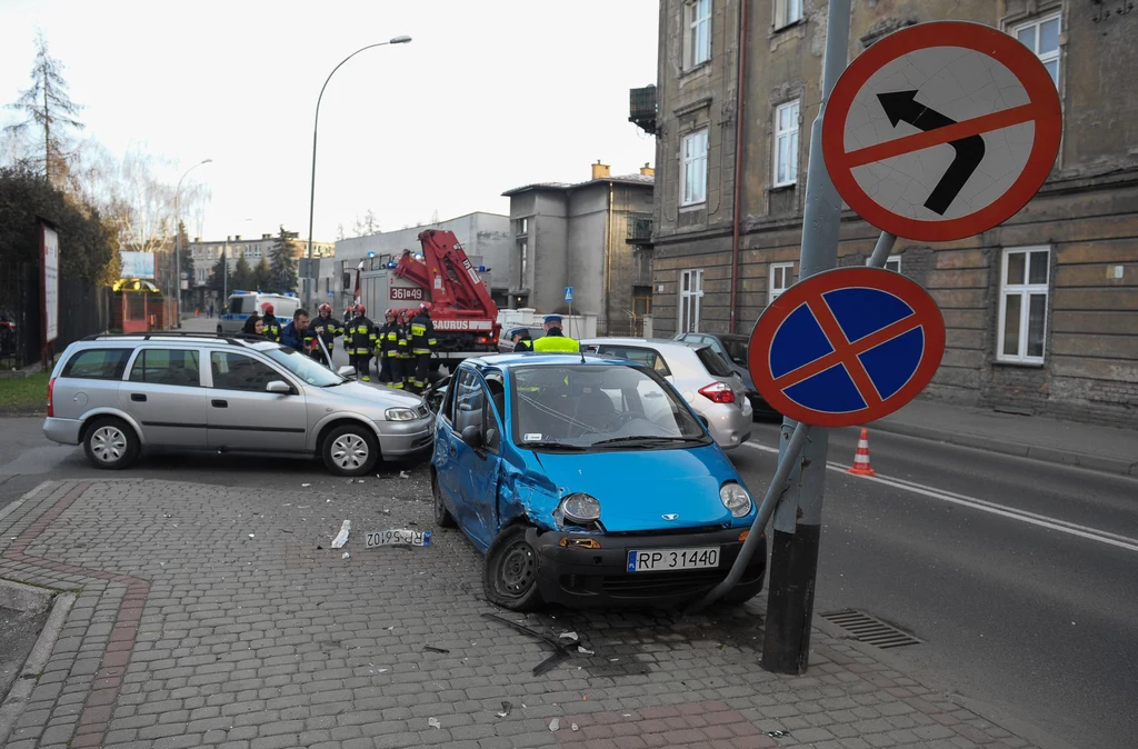 Ten wypadek był klasycznym przykładem wymuszenia pierwszeństwa podczas skręcania w lewo