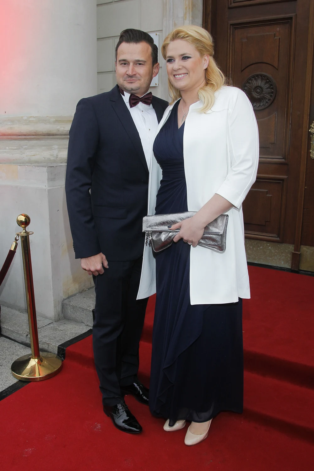 Mężczyzna nie odstępował Romanowskiej na krok!