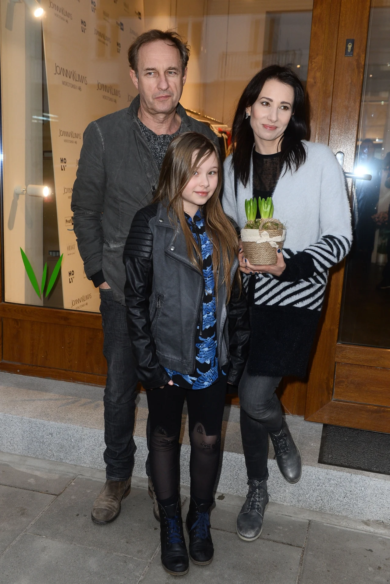 Aktorka z partnerem i córką Aktorka z partnerem i córką