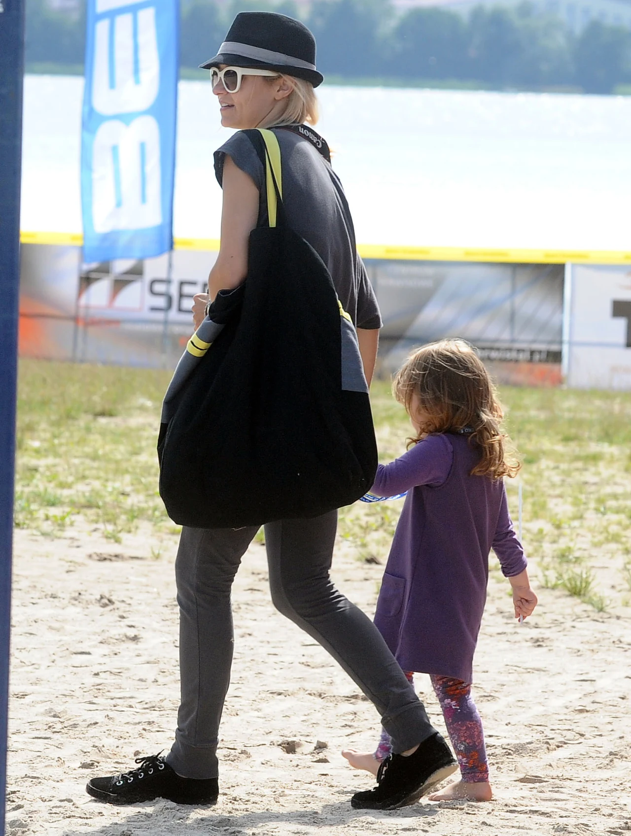 Joanna Koroniewska z córką Janinką