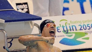 Mistrz Polski w konkurencji 200 m stylem dowolnym Kacper Majchrzak na mecie wyścigu finałowego