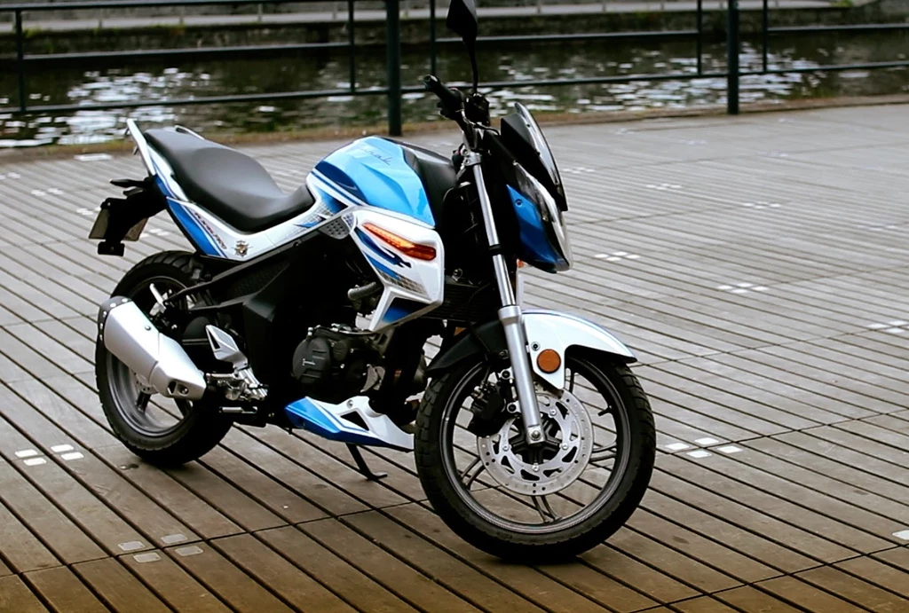 Junak RS 125 Pro