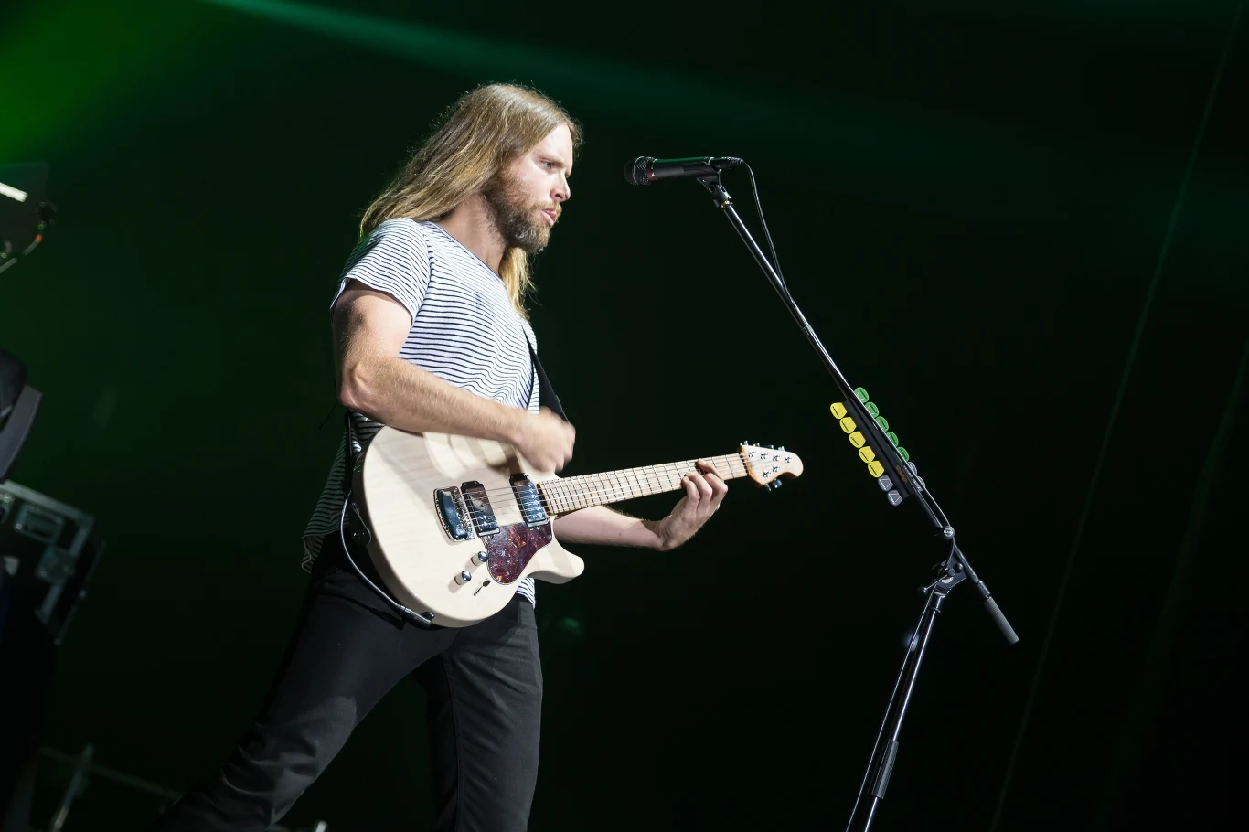 Gitarzysta James Valentine.