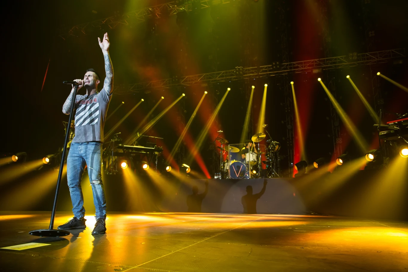 Występ w Tauron Arenie Kraków był pierwszym koncertem Maroon 5 w Polsce.