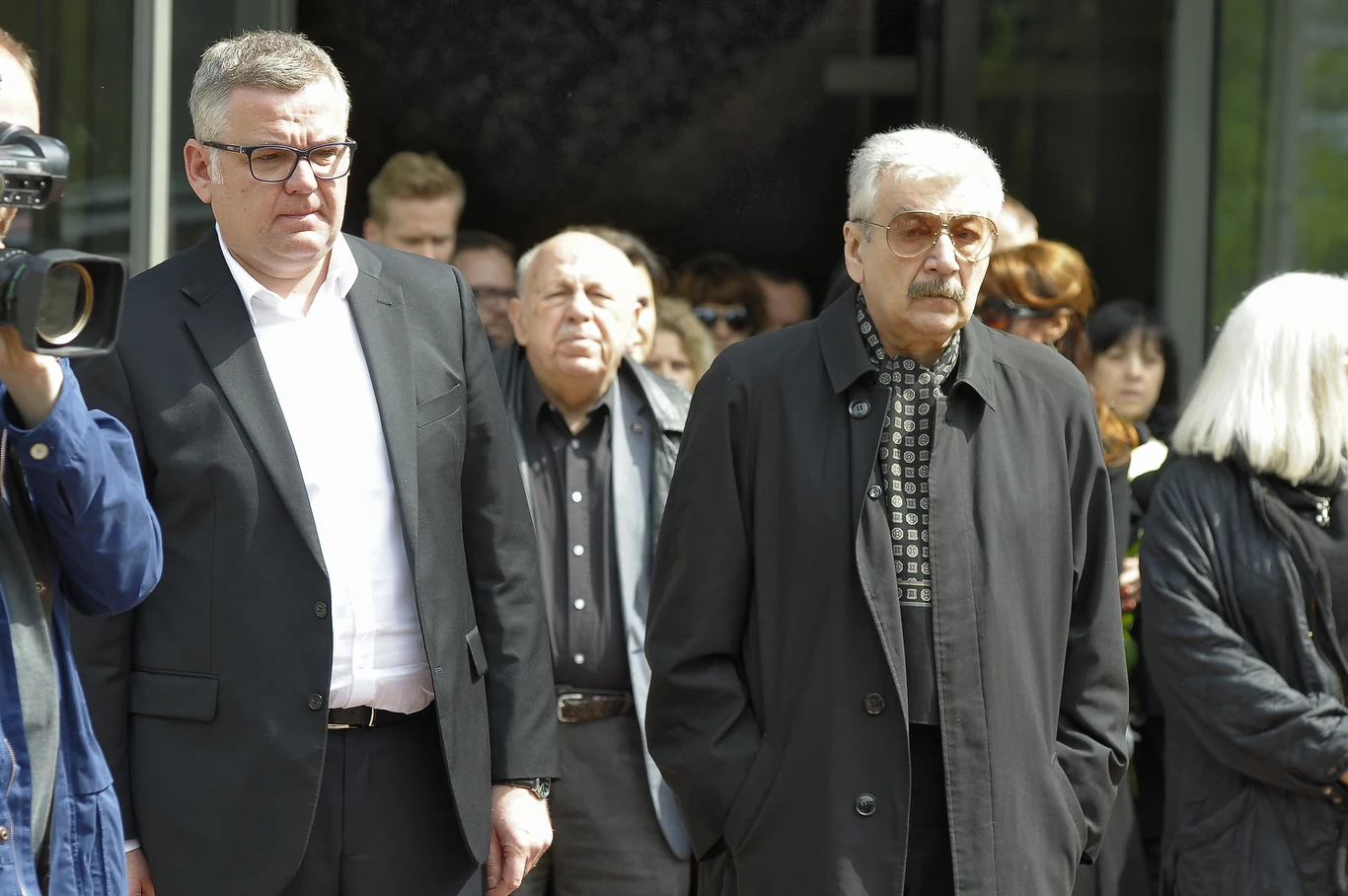 Artur Andrus wspiera Karolaka w tych trudnych dla nich chwilach Artur Andrus wspiera Karolaka w tych trudnych dla nich chwilach