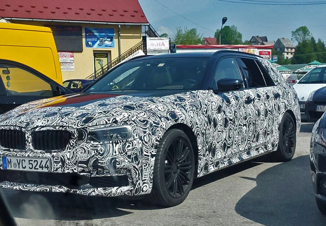 Zamaskowane BMW serii 5 / Fot. Marcin