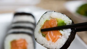 Nori znają wszyscy miłośnicy sushi. Co zawierają i czy są zdrowe?