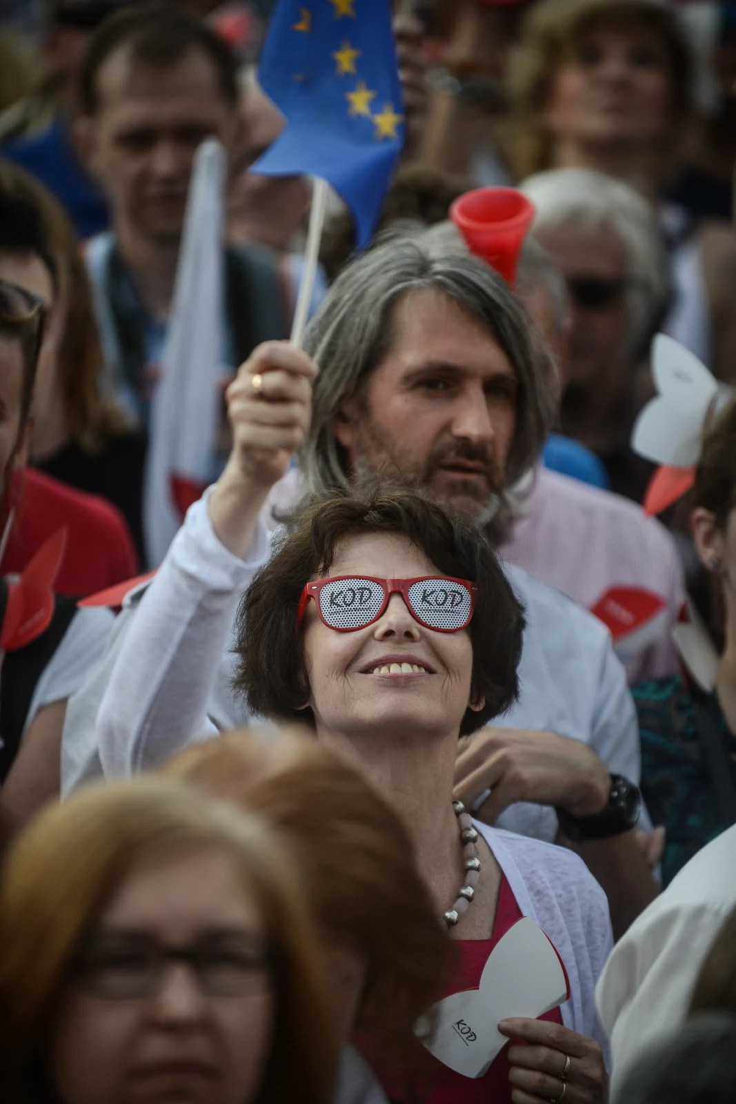 Ulicami Warszawy przeszedł marsz "Wszyscy dla Wolności" organizowany przez KOD. Ulicami Warszawy przeszedł marsz "Wszyscy dla Wolności" organizowany przez KOD.