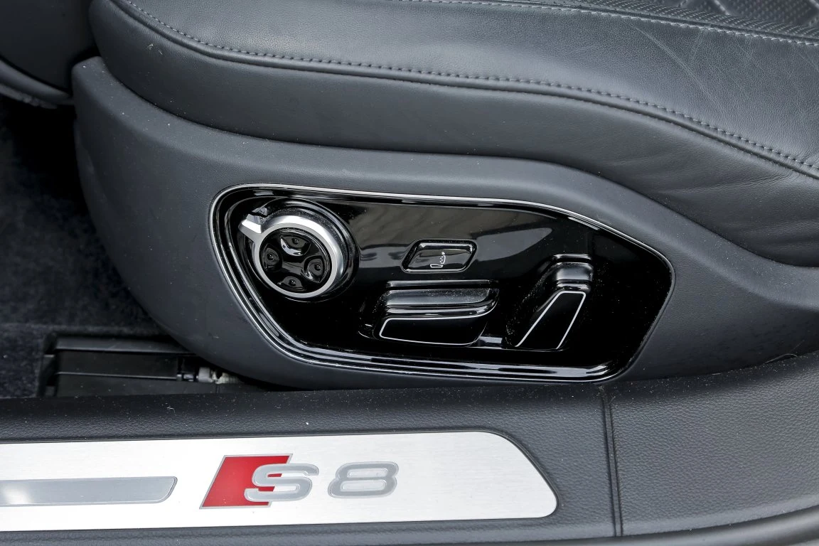 Audi S8