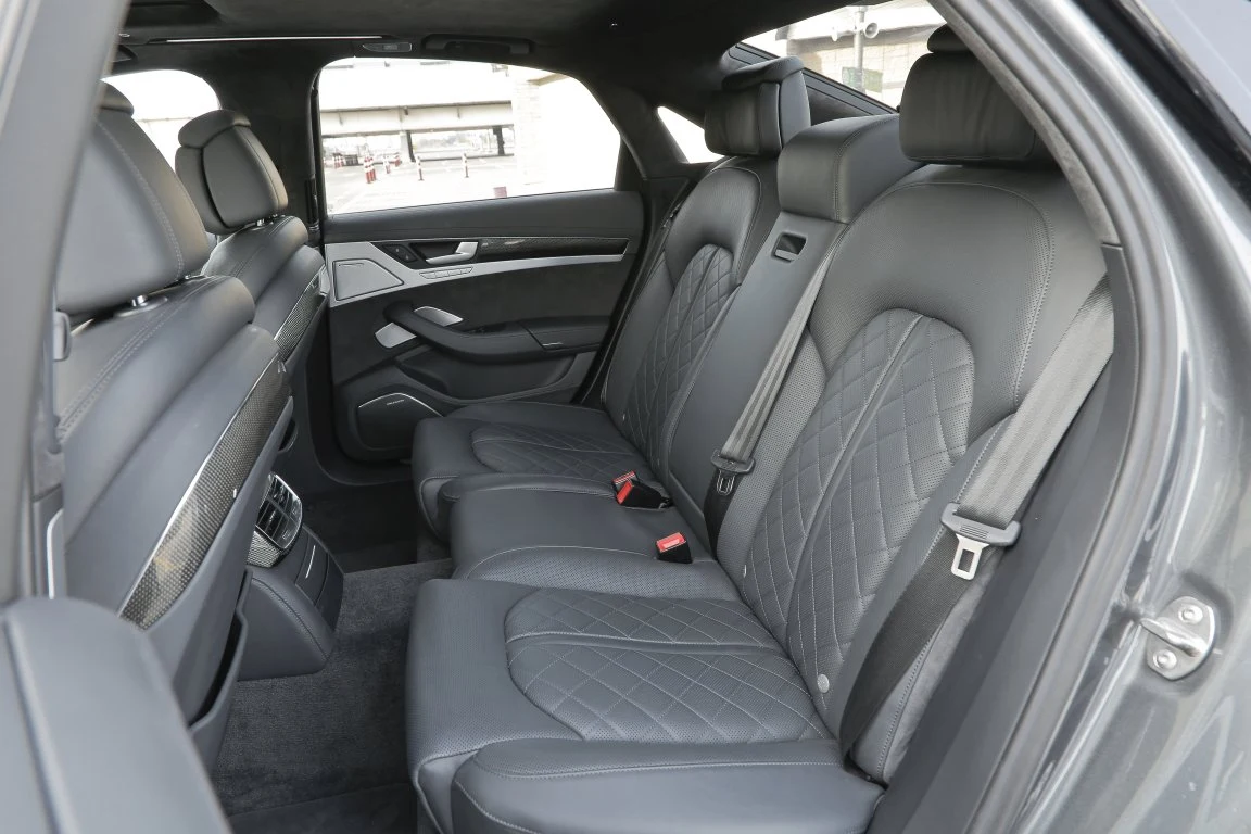 Audi S8