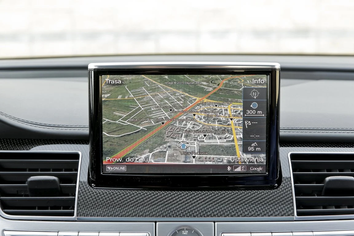 Audi S8