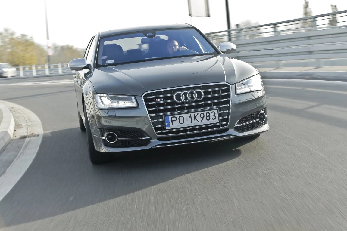 Audi S8