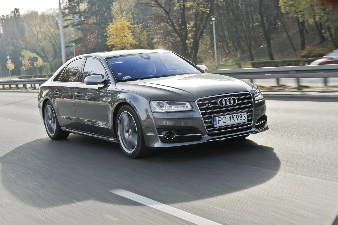 Audi S8
