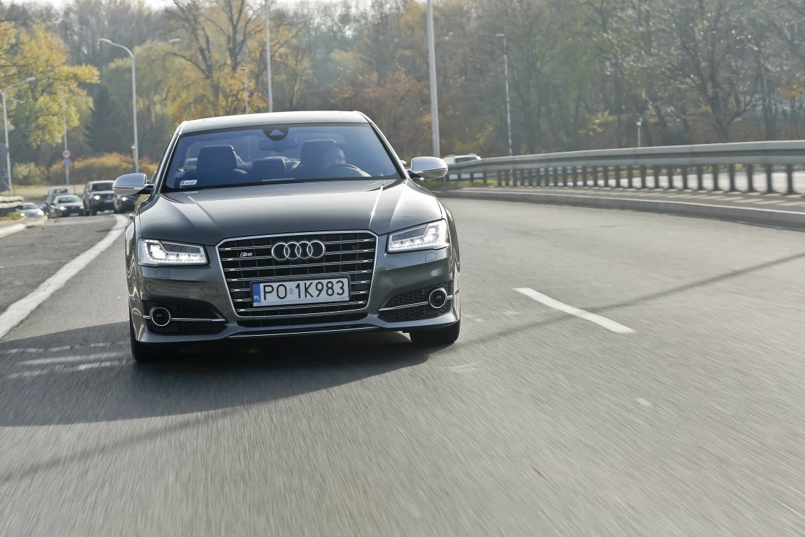 Audi S8
