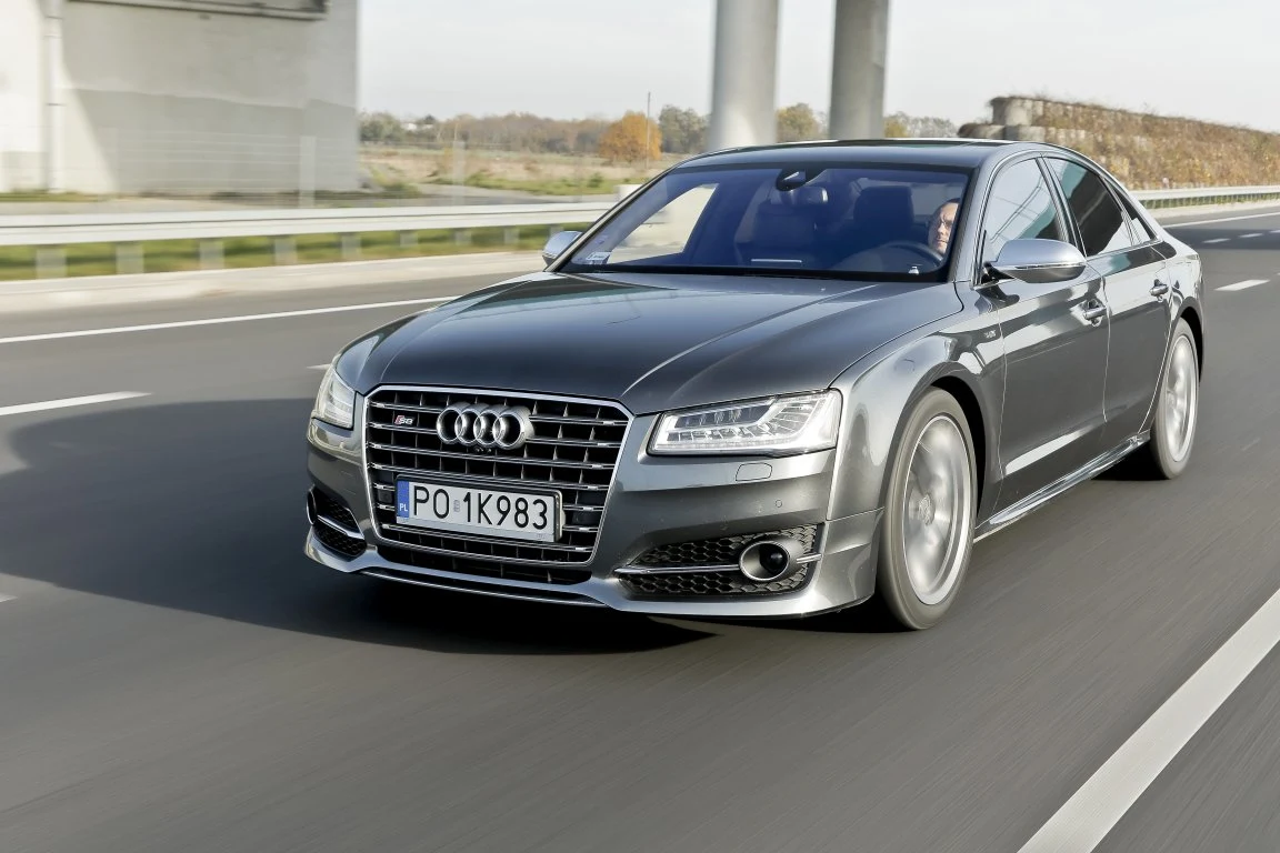 Audi S8