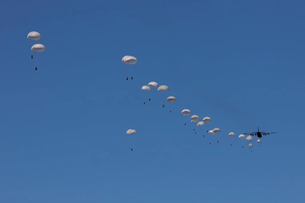 Desant pod Toruniem przeprowadzony w ramach ćwiczeń Anakonda-16