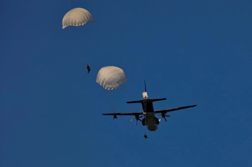 Desant pod Toruniem przeprowadzony w ramach ćwiczeń Anakonda-16
