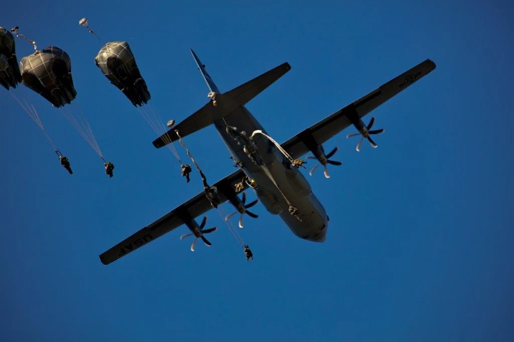 Desant pod Toruniem przeprowadzony w ramach ćwiczeń Anakonda-16