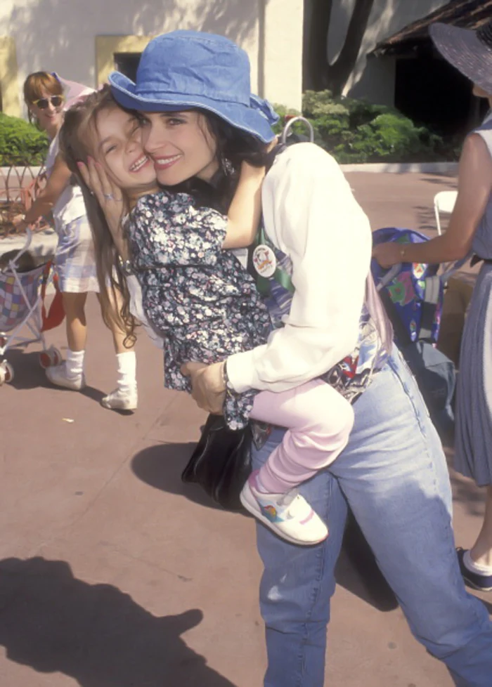 Theresa Saldana z córką