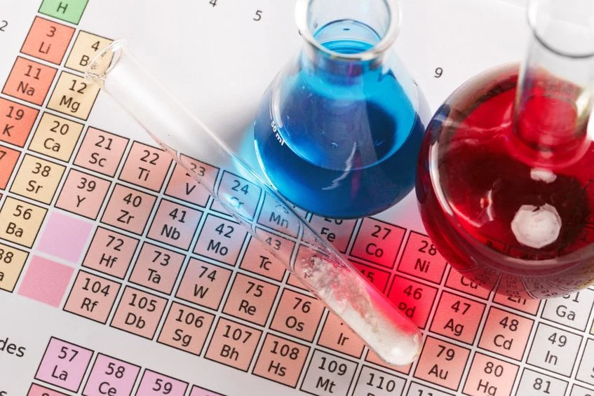 Nowe pierwiastki chemiczne otrzymały swoje nazwy Nowe pierwiastki chemiczne otrzymały swoje nazwy