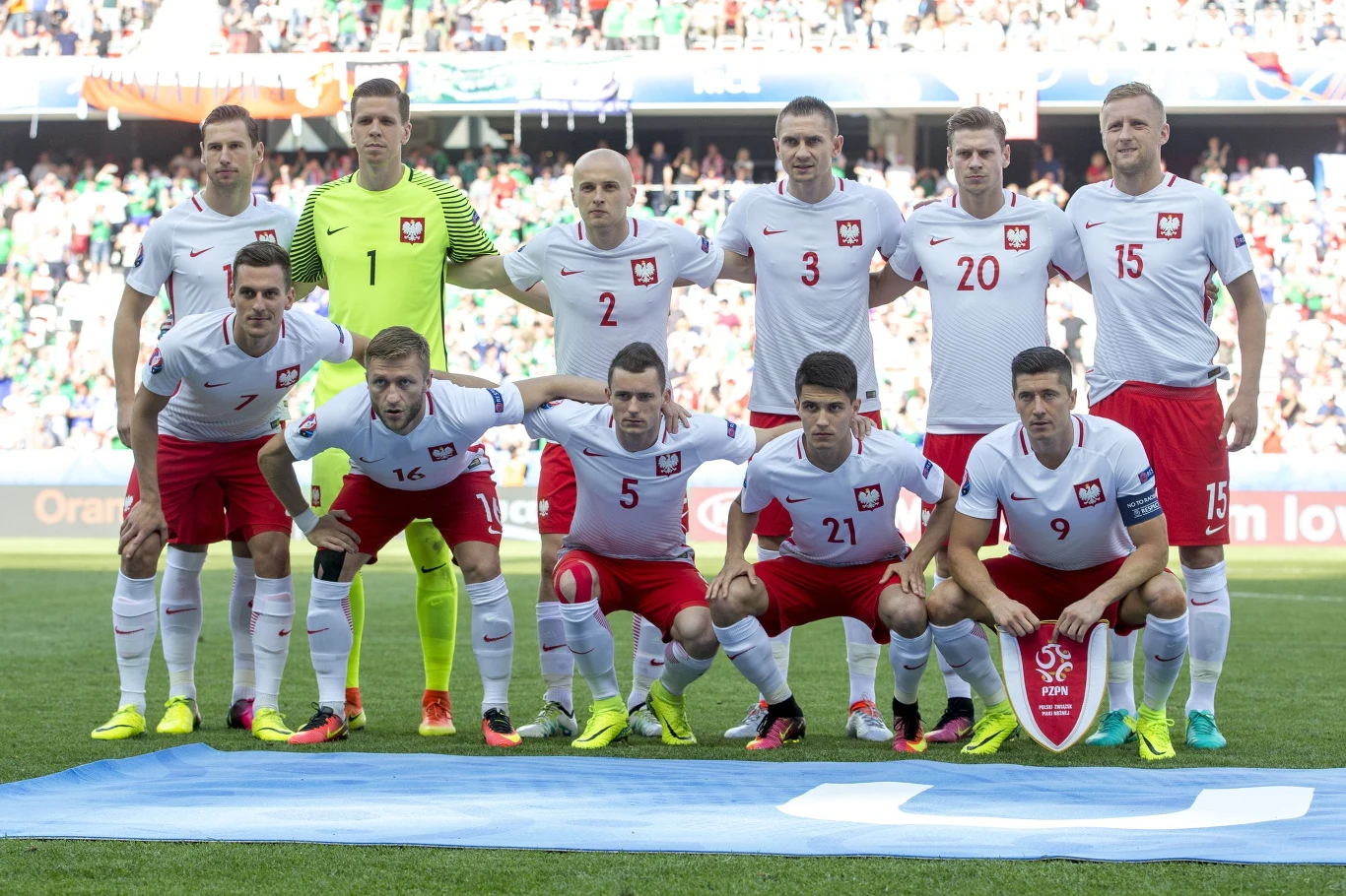 Tak wyglądała wyjściowa "jedenastka" na mecz z Irlandią Północną Tak wyglądała wyjściowa "jedenastka" na mecz z Irlandią Północną