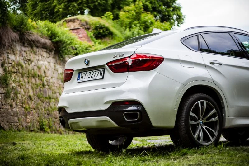 BMW X6 40d