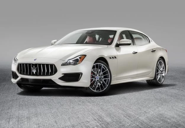 Maserati Quattroporte