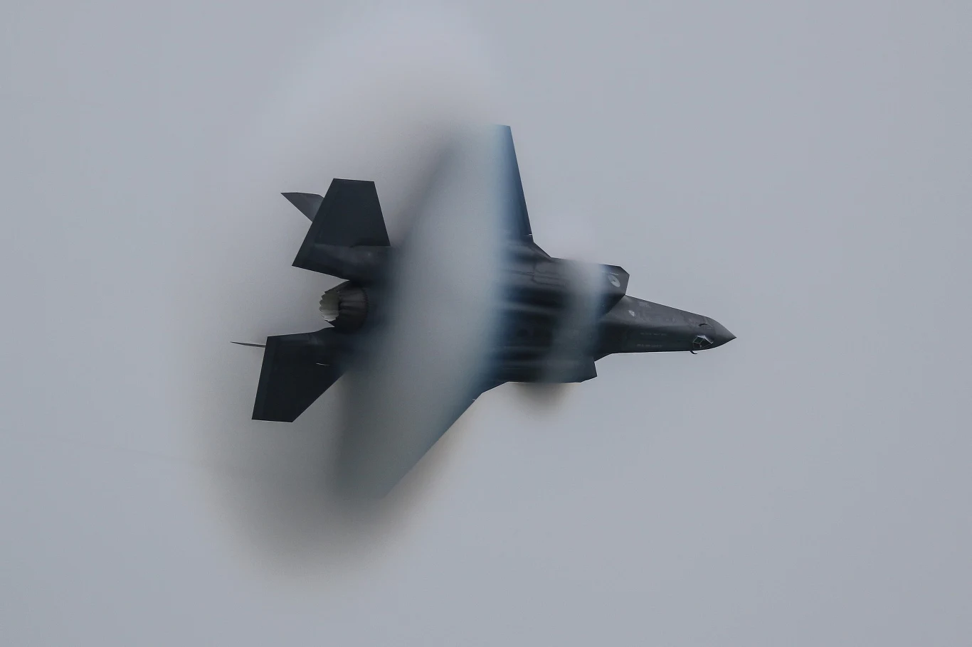 Holenderskie F-35A podczas pokazów lotniczych Royal Netherlands Air Force Open Days 2016