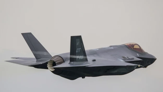 Holenderskie F-35A podczas pokazów lotniczych Royal Netherlands Air Force Open Days 2016