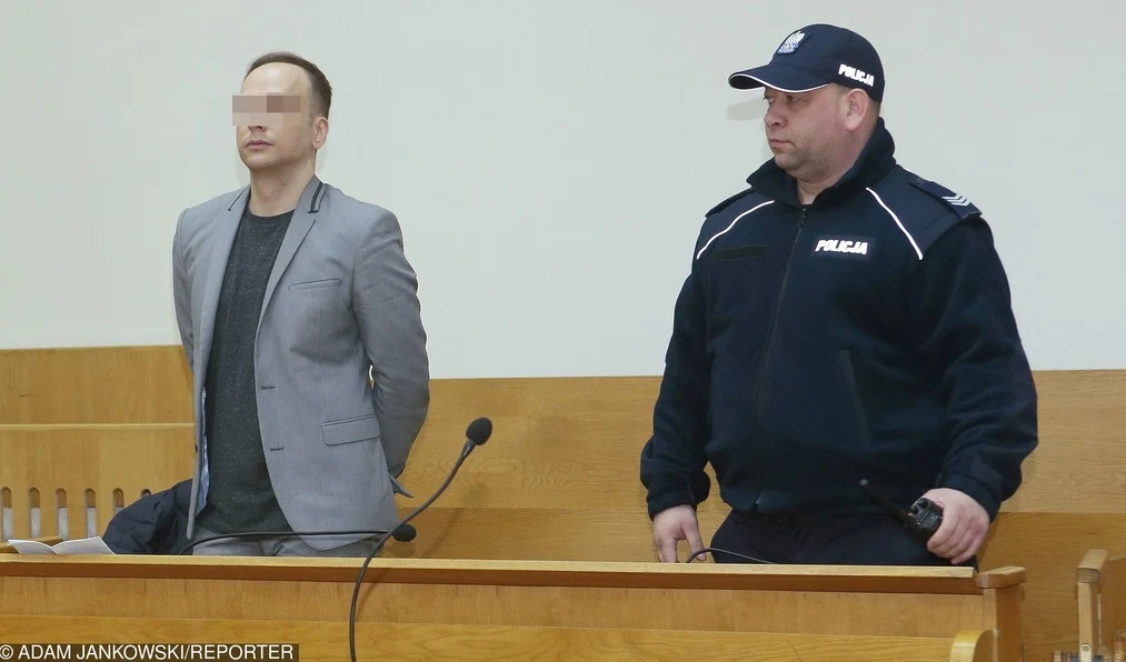 Dariusz K. za spowodowanie wypadku ze skutkiem śmiertelnym skazany został na 7 lat więzienia, dożywotni zakaz prowadzenia pojazdów mechanicznych oraz pokrycie wszystkich kosztów postępowania sądowego. Sąd zaliczył dotychczasowy areszt na poczet wydanego wyroku, w więzieniu muzyk spędzi więc "tylko" 5 lat Dariusz K. za spowodowanie wypadku ze skutkiem śmiertelnym skazany został na 7 lat więzienia, dożywotni zakaz prowadzenia pojazdów mechanicznych oraz pokrycie wszystkich kosztów postępowania sądowego. Sąd zaliczył dotychczasowy areszt na poczet wydanego wyroku, w więzieniu muzyk spędzi więc "tylko" 5 lat