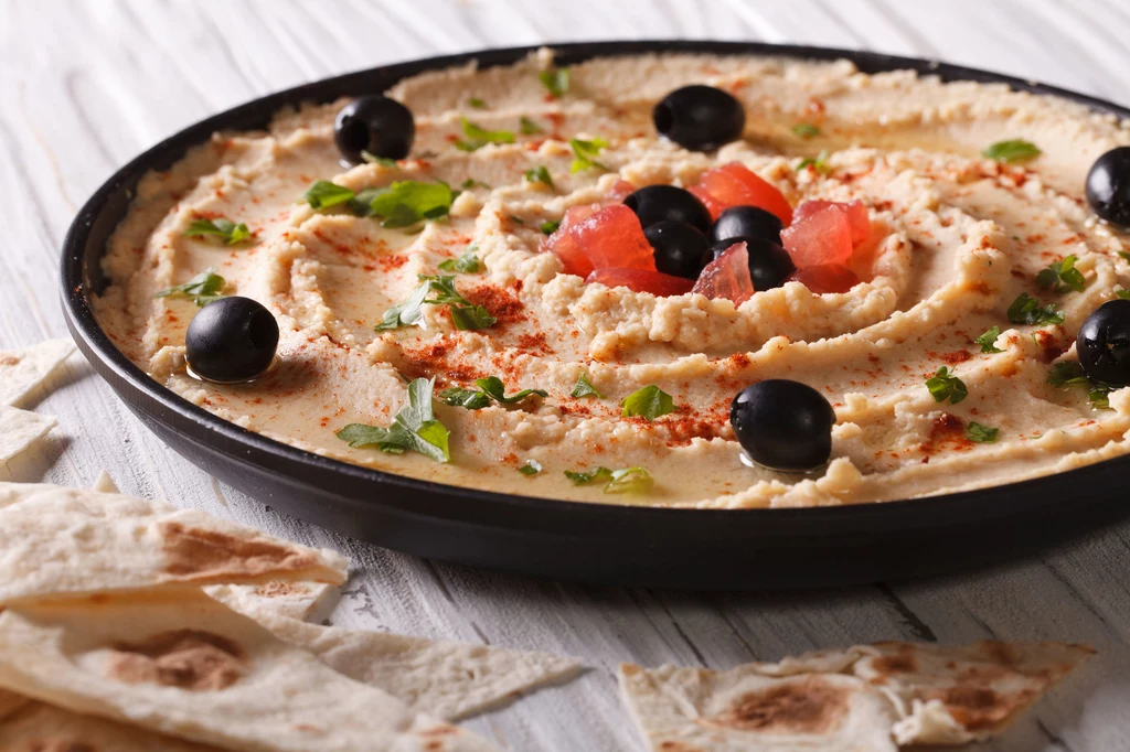 Hummus z oliwkami Hummus z oliwkami