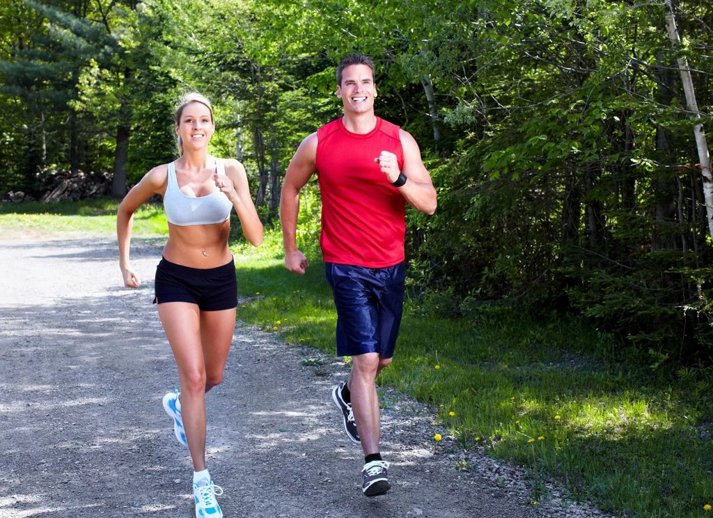 Polacy biegają coraz więcej i częściej! To sport, który spala tłuszcz, poprawia kondycję i przywraca dobry humor
