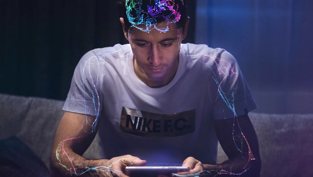 Robert Lewandowski - jeden z geniuszy futbolu Robert Lewandowski - jeden z geniuszy futbolu